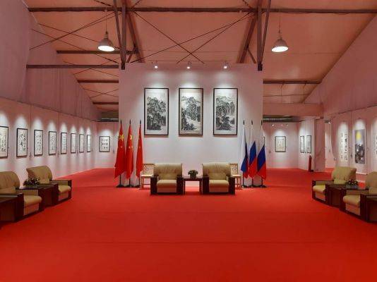 К 70-летию дипотношений: в Москве пройдет выставка каллиграфии Китая