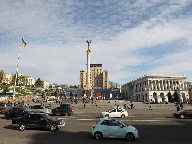 Слуцкий: Киев должен перестать разыгрывать антироссийскую карту