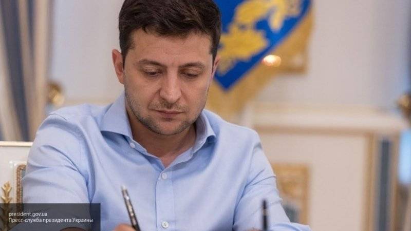 Зеленский считает, что говорить о выборах в Донбассе пока рано