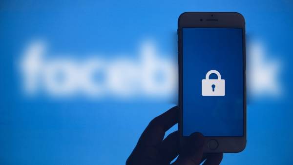 Facebook назвала ошибкой бан аккаунта Симоньян в социальной сети