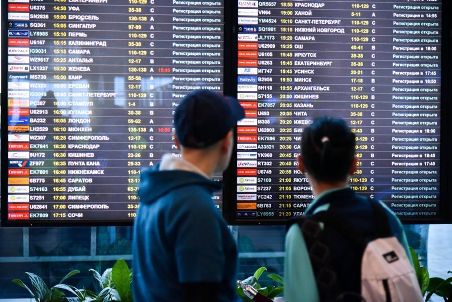 Почти 70 рейсов перенесли в аэропортах Москвы