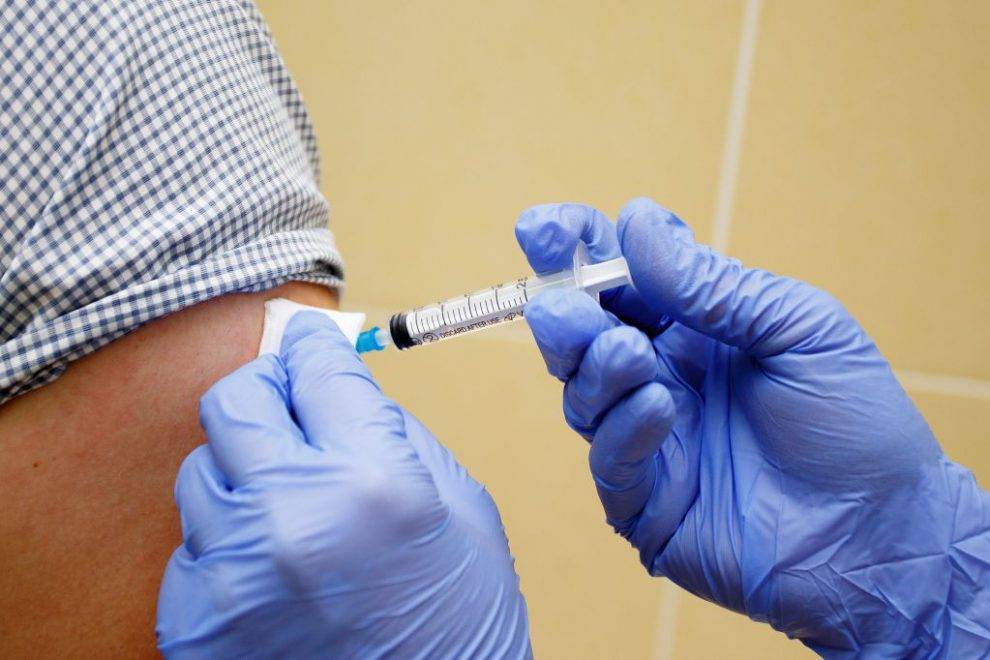 Глазовчане смогут пройти бесплатную вакцинацию от гриппа во время «Прогулки с врачом»
