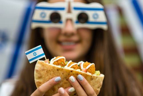 Месяц кулинарных фестивалей в Израиле: полный список самых вкусных и веселых