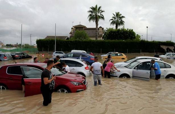Число жертв наводнений в Испании увеличилось до пяти человек