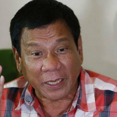 Стрелять в чиновников, которые просят взятку, предложил филиппинский президент