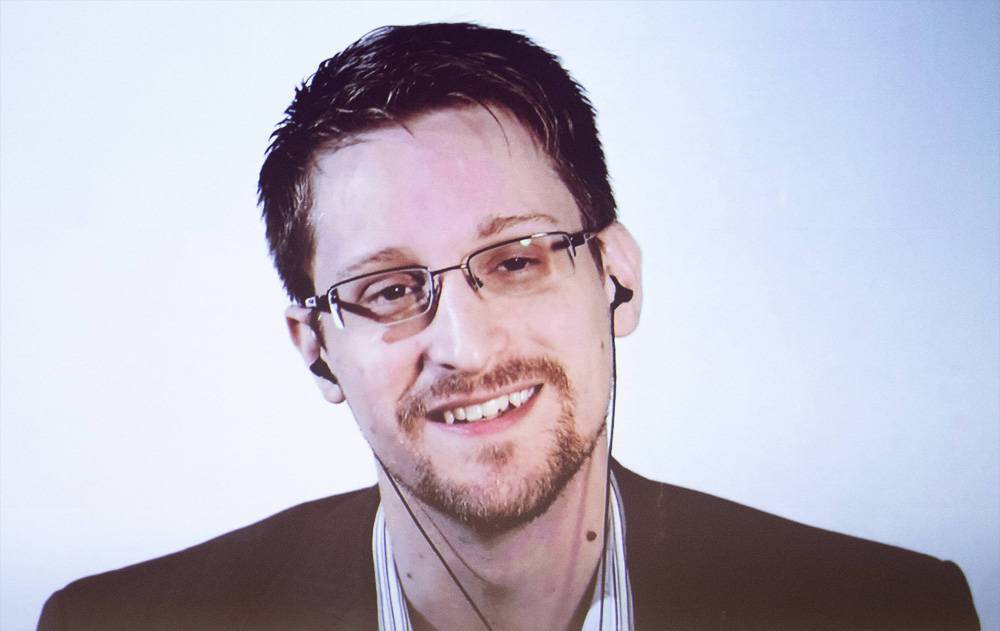 Эдвард Сноуден сообщил, что тайно женился в России