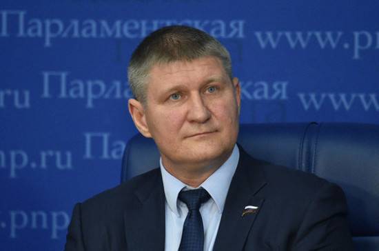 Шеремет ответил на предложение украинского министра переписать учебники
