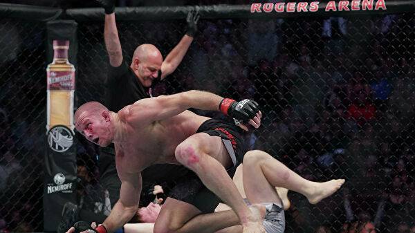 На турнире UFC Михаил Циркунов победил при помощи уникального удушающего