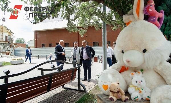В Кемерове открыли сквер в память о жертвах пожара в «Зимней вишне»