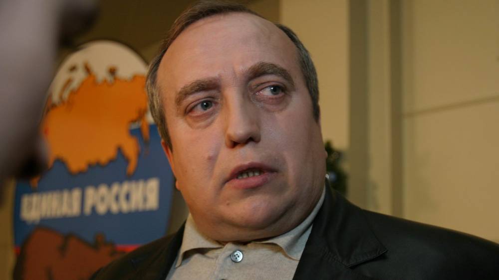 Клинцевич отреагировал на слова Турчинова о препятствии для войны с Россией