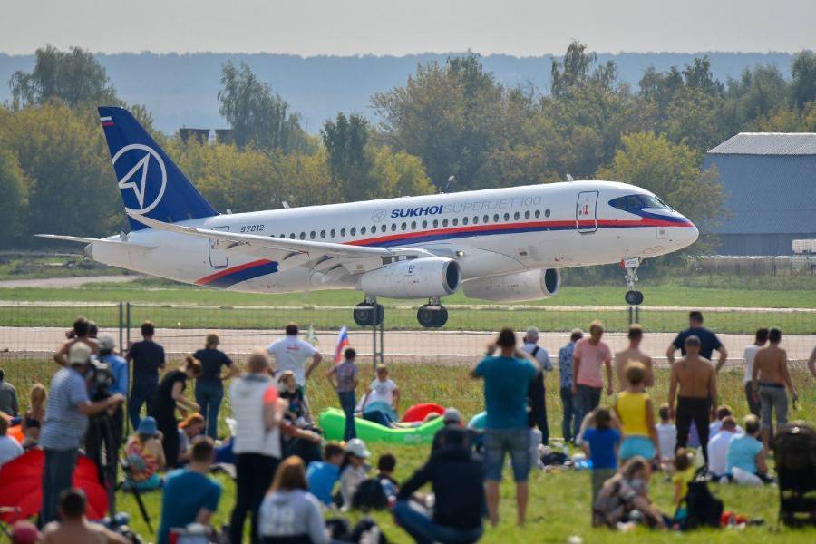 Самолет Sukhoi Superjet 100 может сменить название