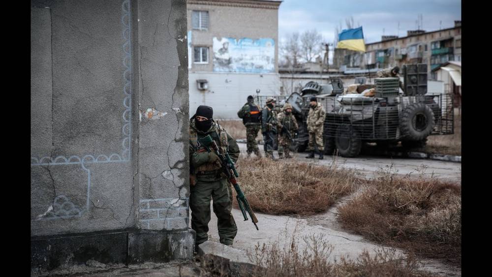 Во Львове требуют вернуть Донбасс, зачистив от нелояльного населения