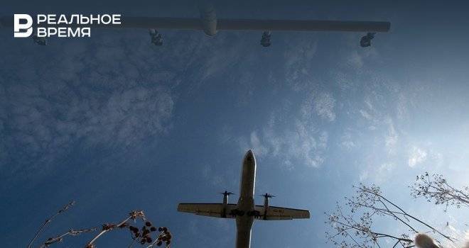 Летевший в Уфу самолет экстренно сел из-за отказа двигателей