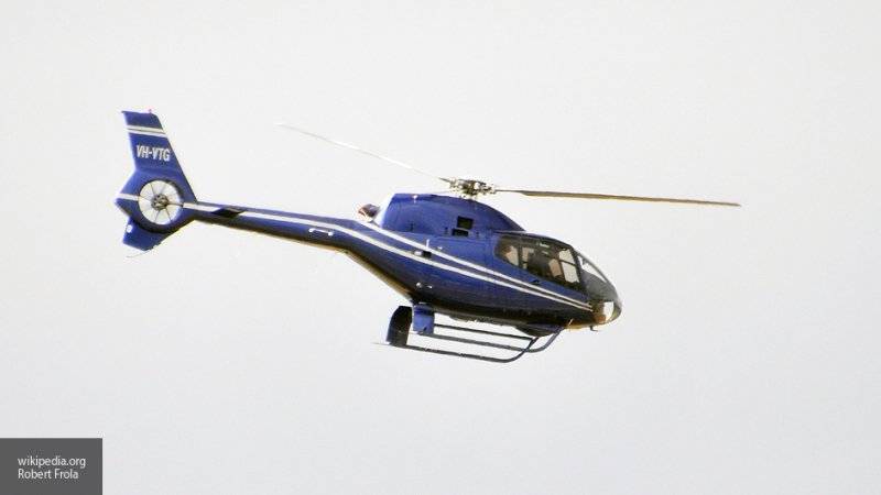 Вертолет с тремя людьми на борту пропал во время полета в Якутии