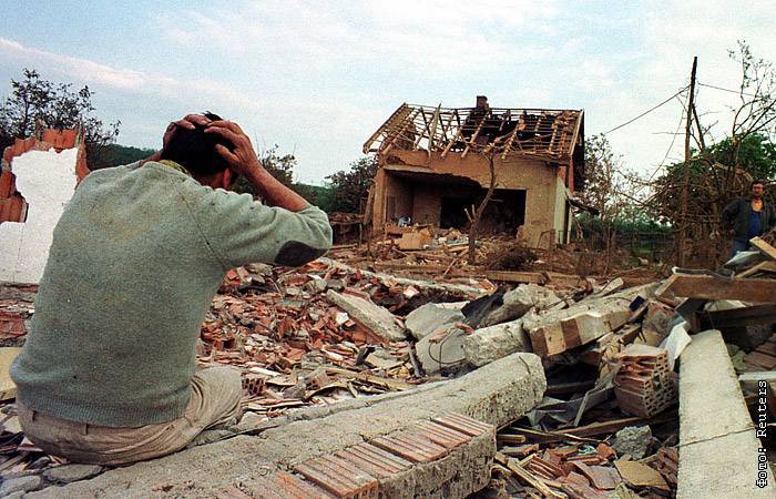 Посол США в Белграде посоветовал сербам шире смотреть на бомбардировки 1999 года