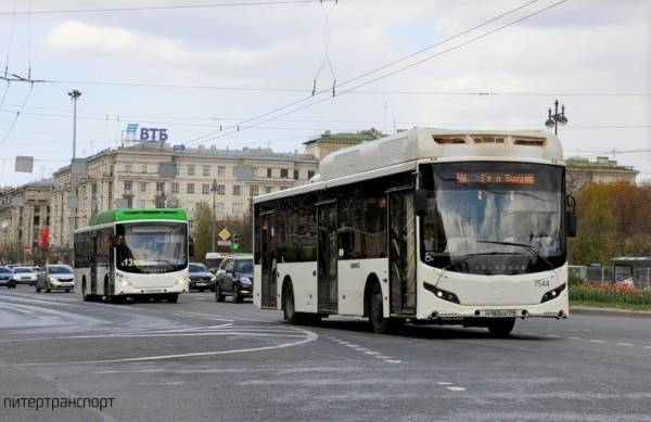 Новые автобусы курсируют от Гатчины до Петербурга