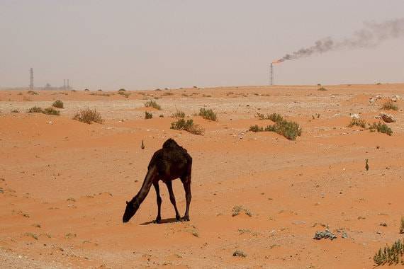 Аналитики спрогнозировали нефть по $100 после атаки на Саудовскую Аравию
