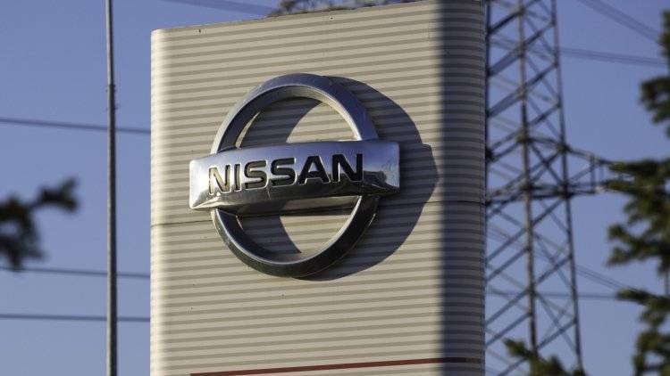 Глава Nissan ушел в отставку после скандала с завышенными премиями