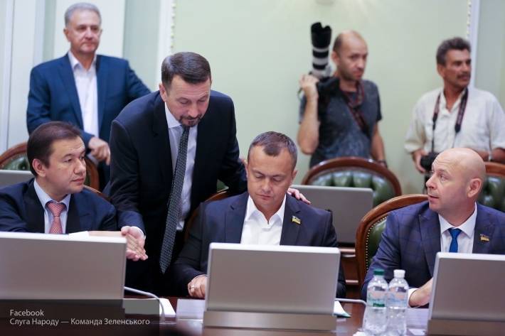 Кабинет министров Украины внес на рассмотрение парламента проект бюджета 2020 года