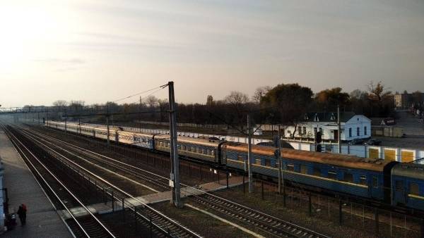 Экс-чиновник Украины заявил об возможной ликвидации железных дорог в стране