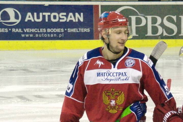 Хоккеист Мусатов задержан в Москве за аферу на $800 тыс.