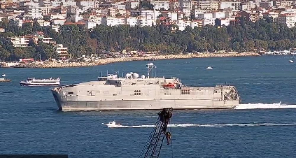 Американский корабль «Юма» вошел в Черное море