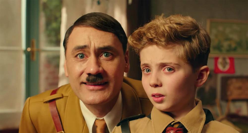 Адольф Гитлер - Скарлетт Йоханссон - Тайка Вайтити - Комедия про воображаемого Гитлера победила на престижном кинофестивале - ren.tv