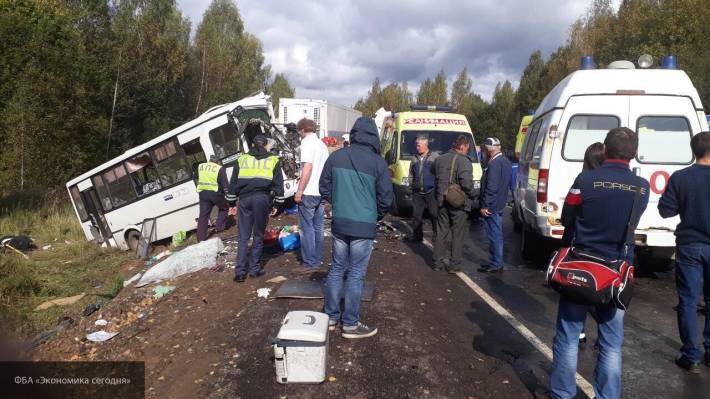 Родственникам погибших в аварии под Ярославлем выплатят по 1 млн рублей