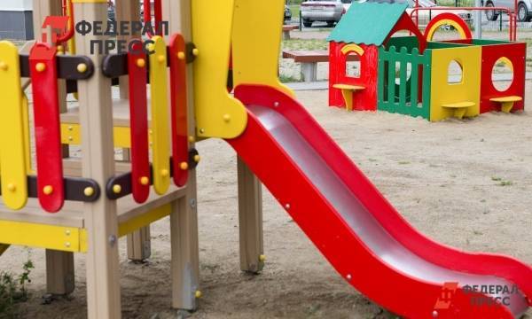 Депутаты горсовета предложили властям Омска заняться бесхозными детскими площадками