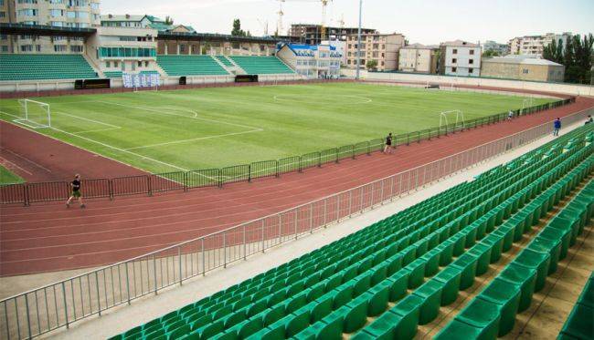 Массовая драка произошла между футбольными командами в Дагестане (видео)