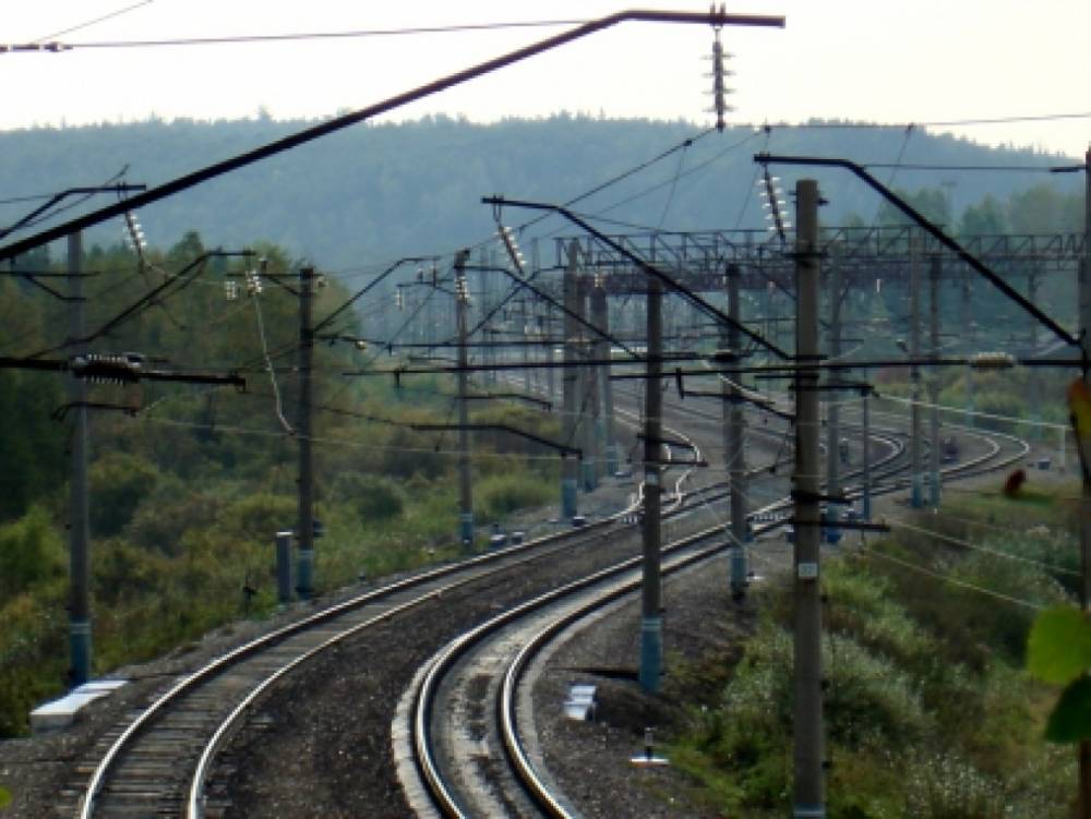 В Калининграде при падении с железнодорожного моста погиб подросток