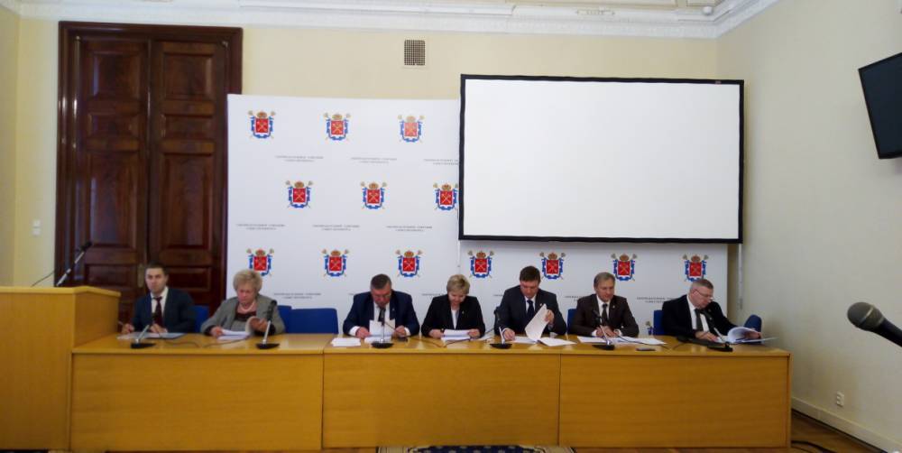 Депутат Цивилев предложил создать специальную группу по борьбе с наркоторговлей в городе