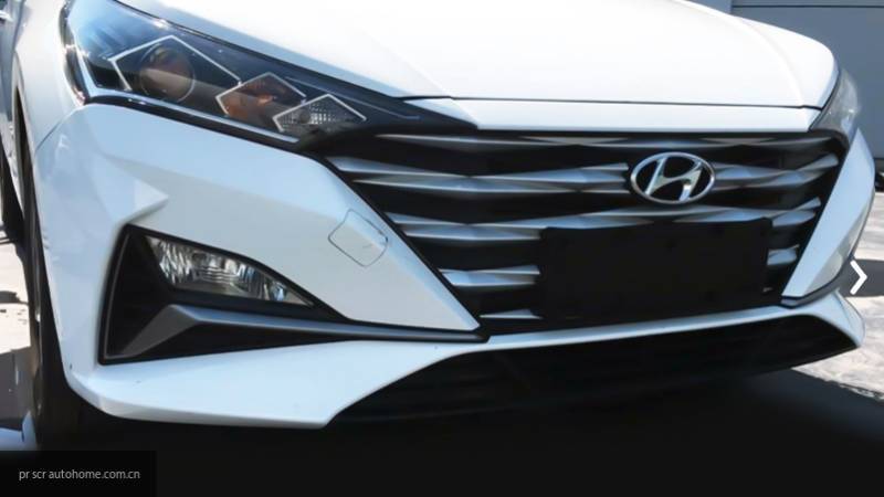 Hyundai в октябре выпустит в продажу обновленный и удлиненный Solaris