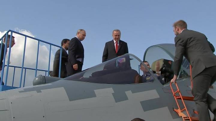Главы России, Ирана и Турции продолжают переговоры в Анкаре
