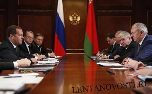 «Коммерсантъ» узнал о содержании подписанного плана интеграции России и Белоруссии