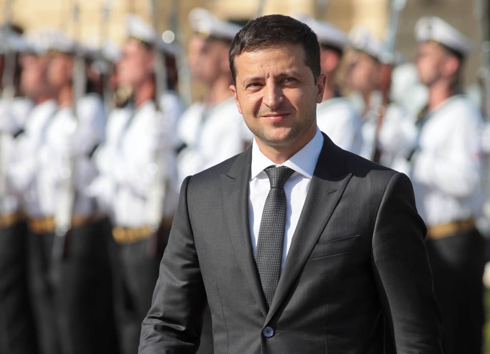 Экс-глава Польши посоветовал Зеленскому не преследовать Порошенко