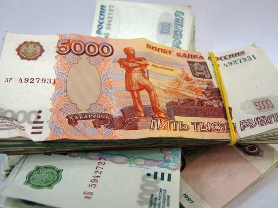 Назван уровень дохода, позволяющий россиянам скопить деньги
