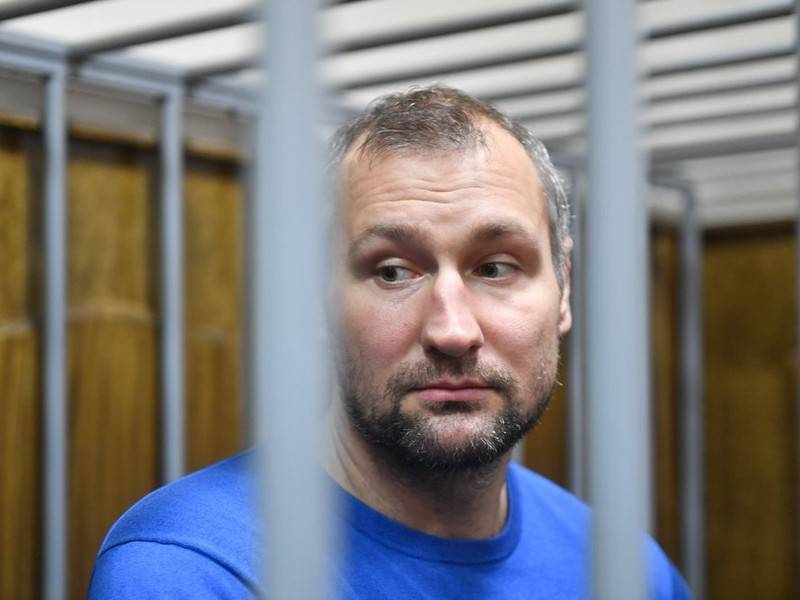 Суд арестовал экс-хоккеиста Мусатова