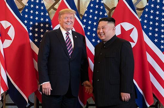 Ким Чен Ын пригласил Трампа посетить столицу КНДР