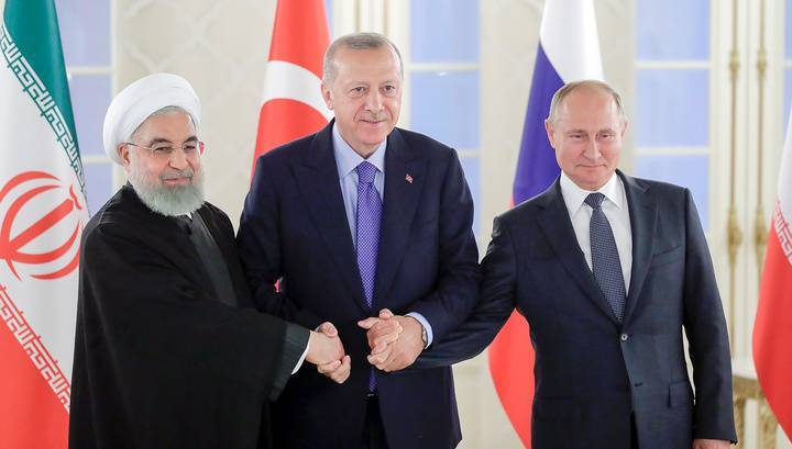 Путин отметил усилия России, Турции, Ирана по стабилизации обстановки в Сирии
