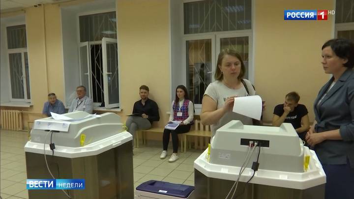 Выборы в России: жалоб немного, много фейков