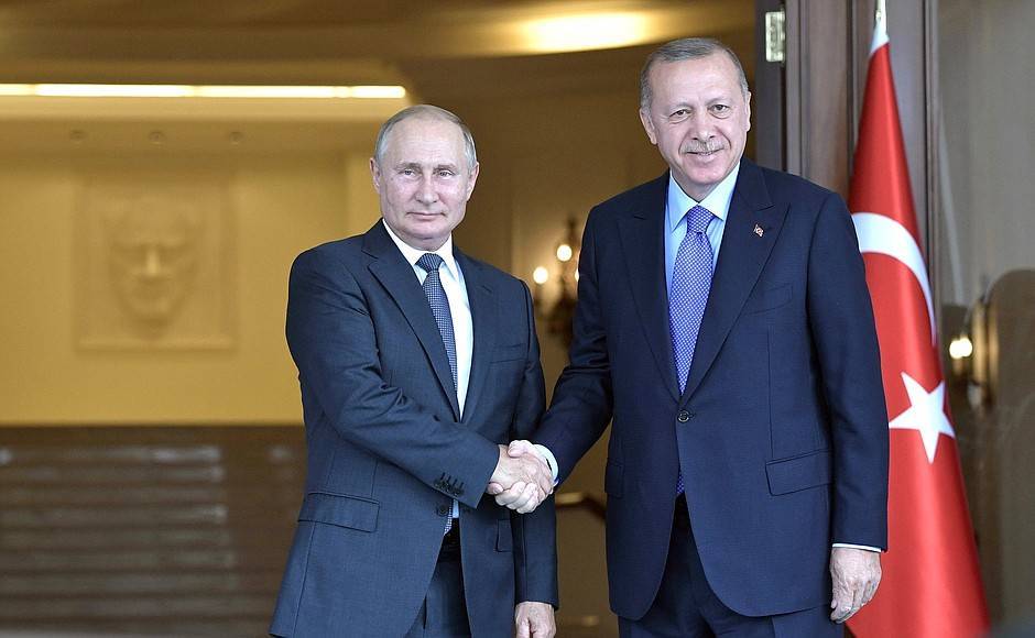 Россия и Турция ведут переговоры по поставкам перспективных вооружений