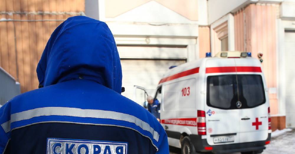 Во Владивостоке наградили сотрудников ДПС, которые помогли спасти ребёнка.