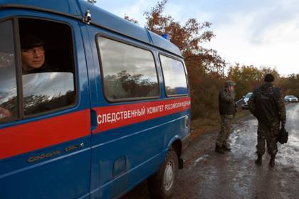 Похищенного родственниками россиянина нашли в лесу в маске Гая Фокса