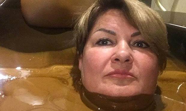 Ульяновской чиновнице пригрозили увольнением из-за фотографии в «шоколадной» ванне