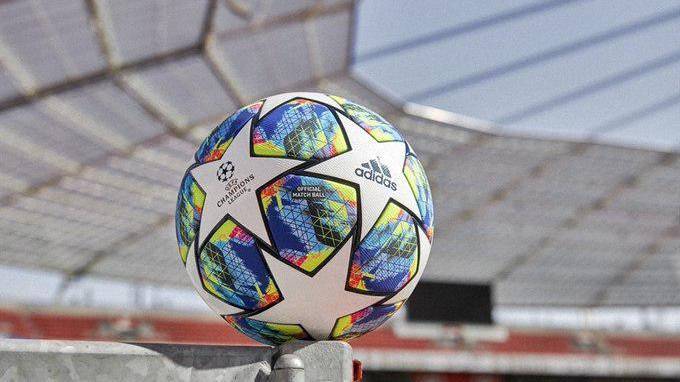 В сети появилось фото нового дизайна мяча для Лиги&nbsp;чемпионов