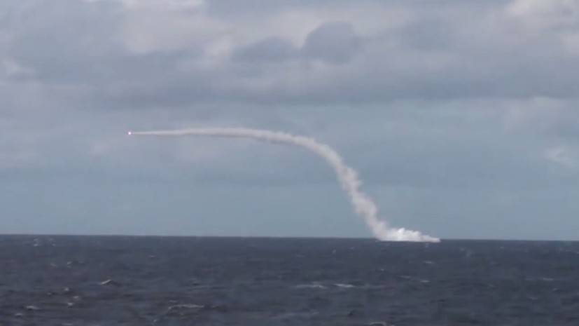 Атомная подлодка «Омск» уничтожила корабль условного противника в Тихом океане