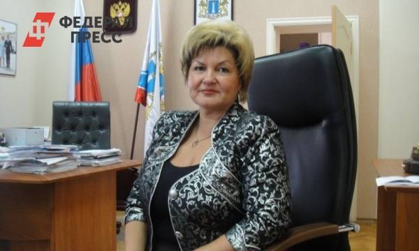 Ульяновская чиновница извинилась за свои фото «в шоколаде» через соцсеть