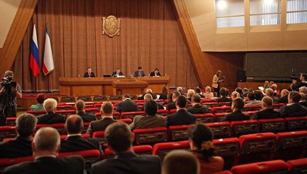 В Крыму открылась первая сессия Госсовета нового созыва