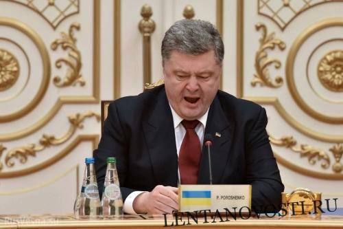 Порошенко вновь отличился: экс-президент уснул на заседании Верховной Рады
